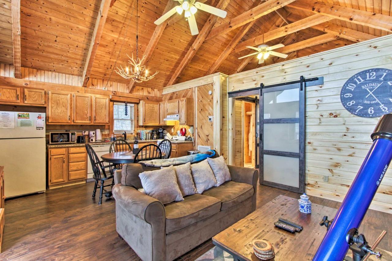 Sevierville Cabin With Private Hot Tub And Fireplace! Extérieur photo
